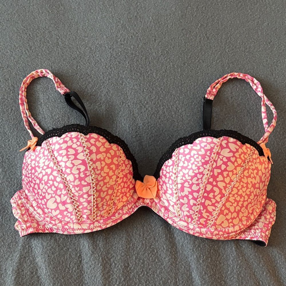 Victoria’s Secret Sexy Little Things 2010 PushUp Bra Pink Black Lace Hearts 34C